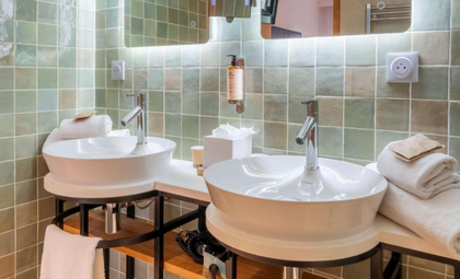 Hotel SPA PACA -Mercure Avignon Gare TGV Hotel SPA PACA -Mercure Avignon Gare TGV